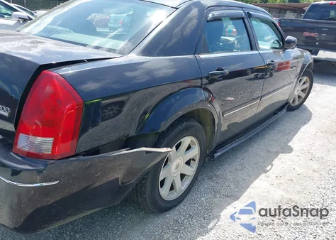 2005 Chrysler 300 Touring from USA, damaged, VIN 2C3JA53G05H525848